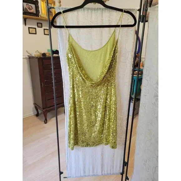 Rent the runway sz 6 Naeem Khan gold sequin mini spaghetti strap dress  clubbin